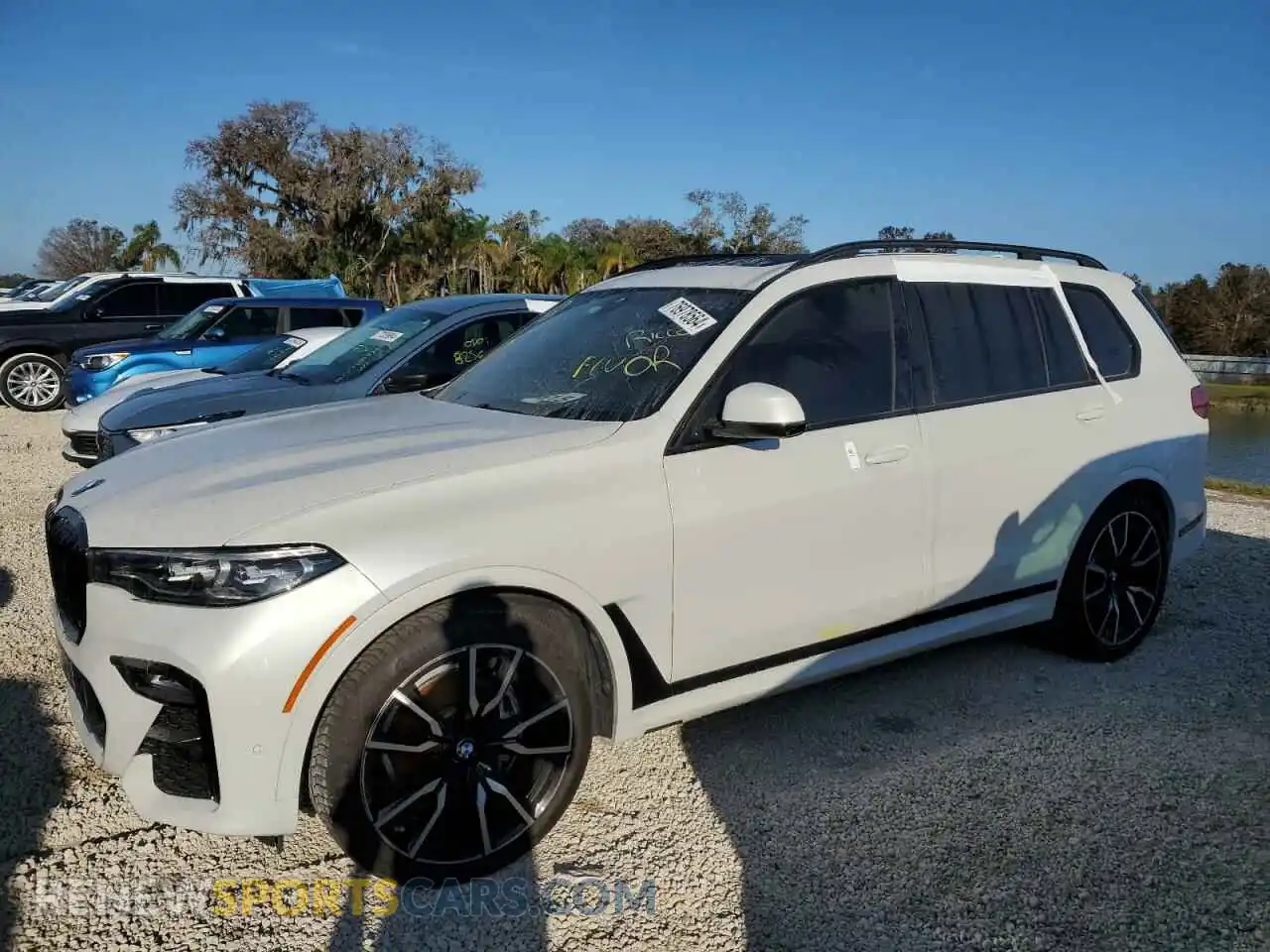1 Photograph of a damaged car 5UXCW2C02N9M94818 BMW X7 2022