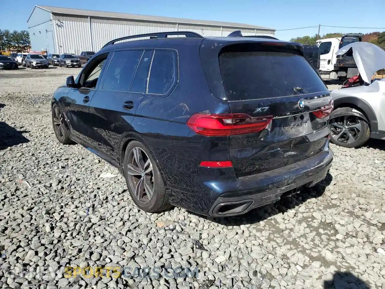 2 Photograph of a damaged car 5UXCW2C03N9M16063 BMW X7 2022