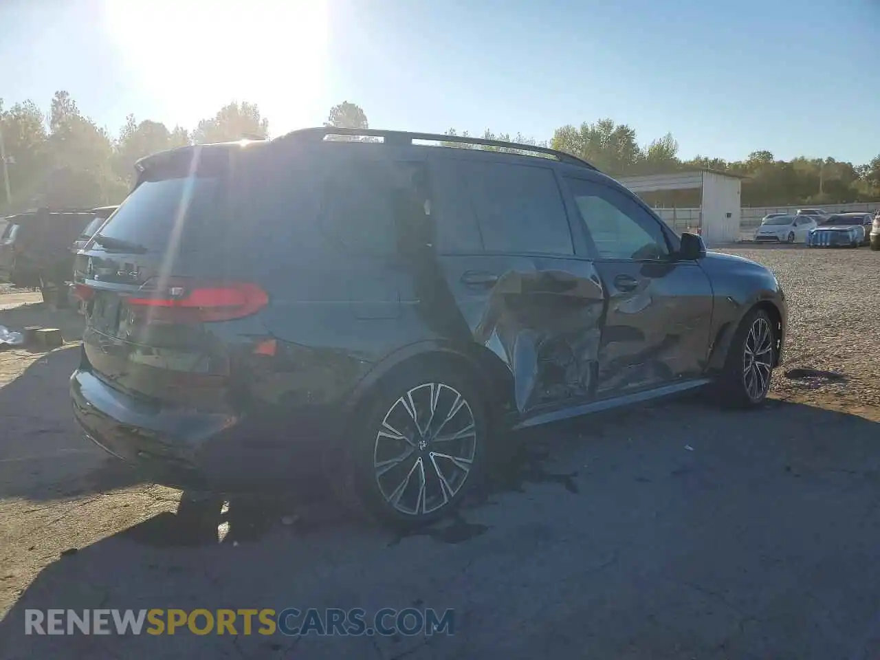 3 fotografías del automóvil dañado 5UXCW2C03N9M94066 BMW X7 2022