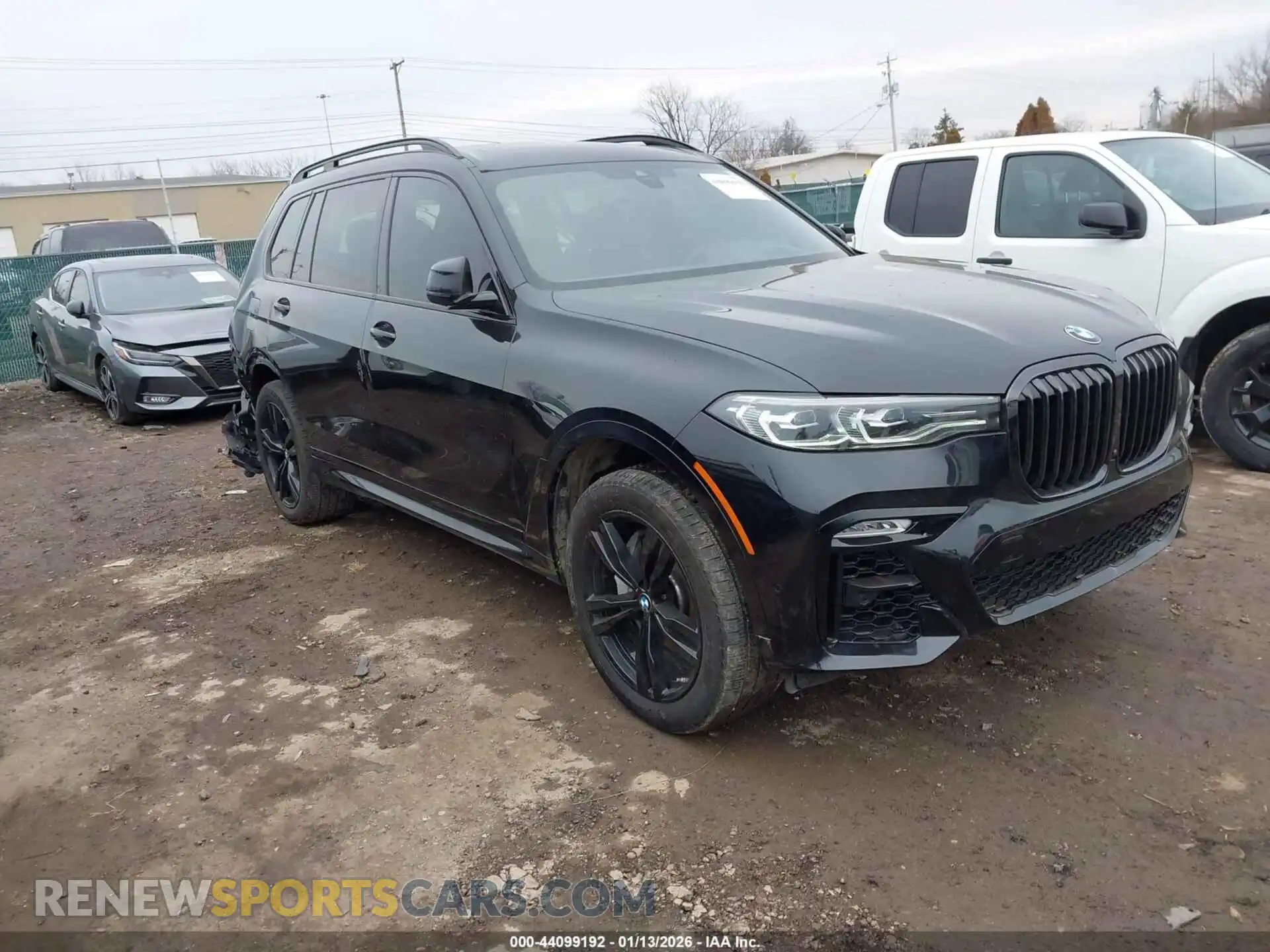1 Photograph of a damaged car 5UXCW2C04N9L18482 BMW X7 2022