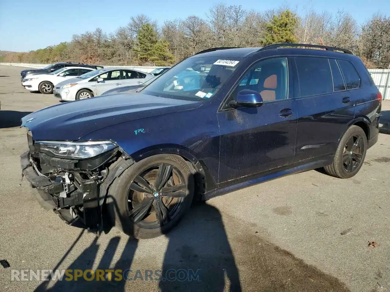 1 Photograph of a damaged car 5UXCW2C05N9L13727 BMW X7 2022
