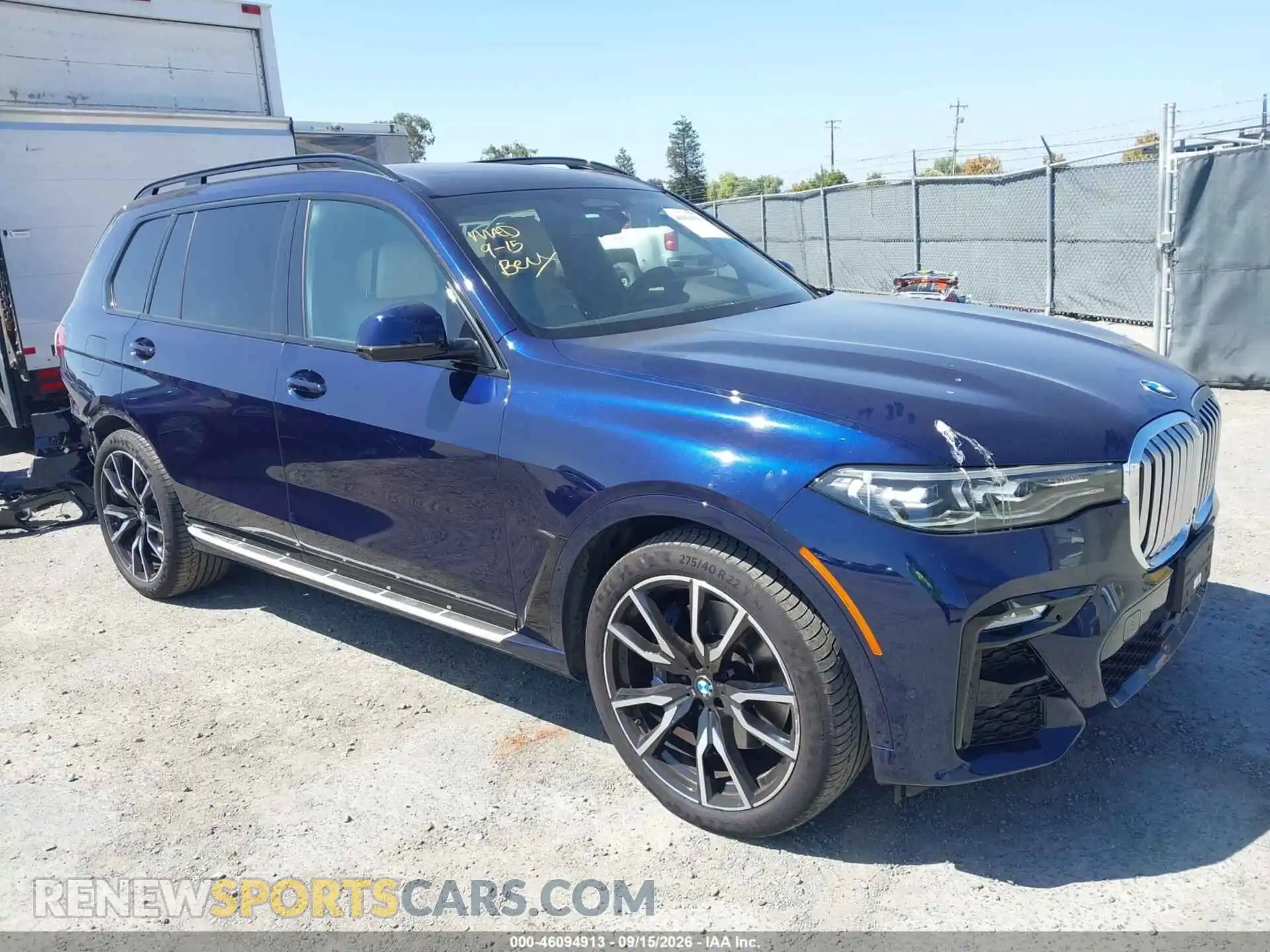 1 Photograph of a damaged car 5UXCW2C05N9L29832 BMW X7 2022