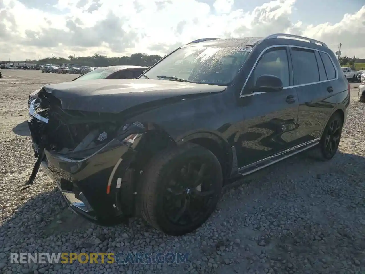 1 Photograph of a damaged car 5UXCW2C06N9J99673 BMW X7 2022