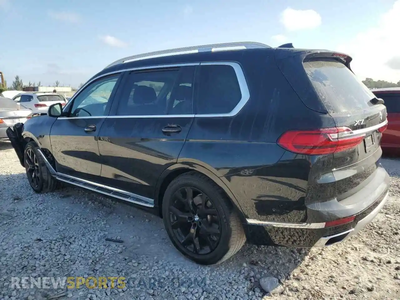 2 Photograph of a damaged car 5UXCW2C06N9J99673 BMW X7 2022