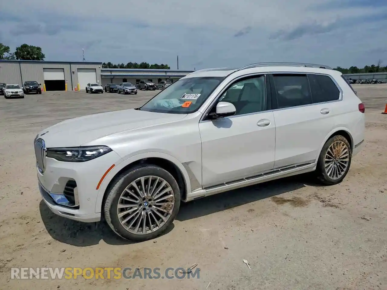 1 Фотография поврежденного автомобиля 5UXCW2C07N9L78868 BMW X7 2022