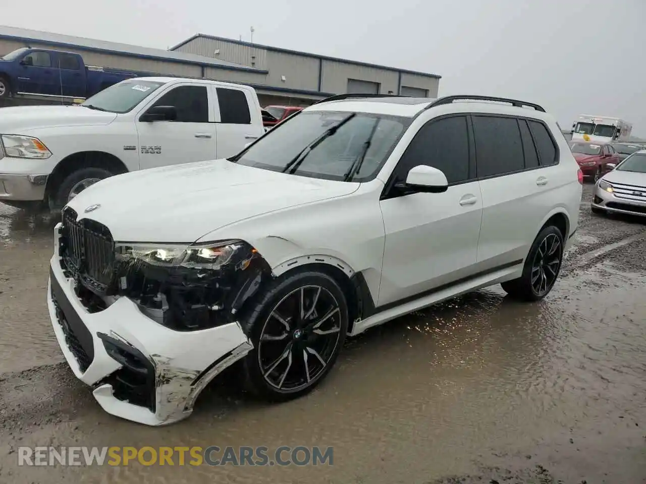 1 Photograph of a damaged car 5UXCW2C07N9M77593 BMW X7 2022