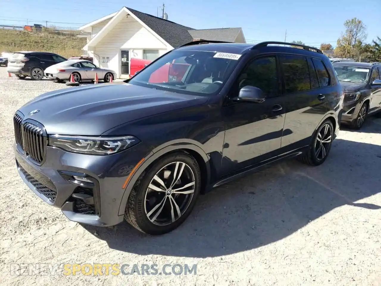 1 Photograph of a damaged car 5UXCW2C08N9K24749 BMW X7 2022