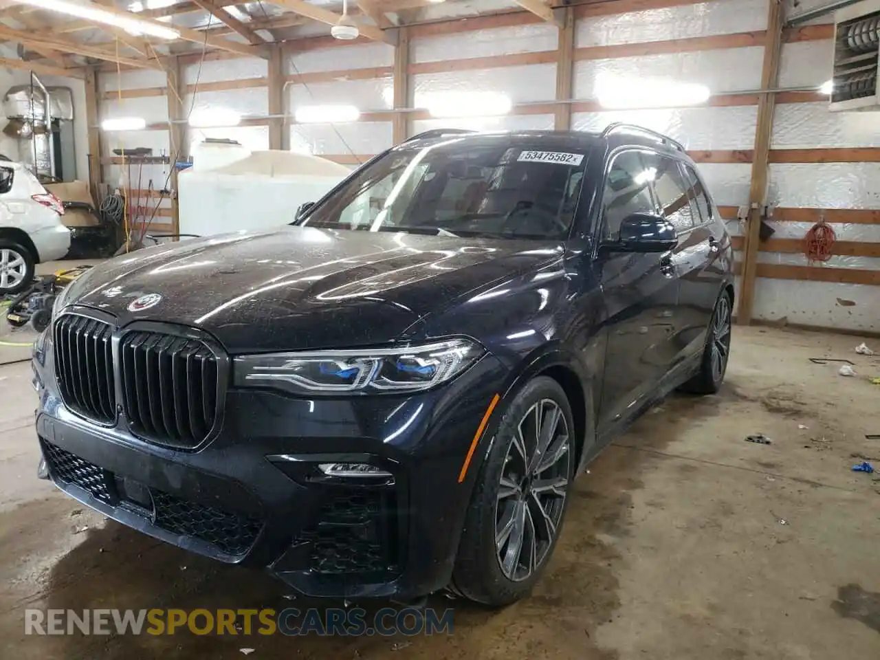 2 Photograph of a damaged car 5UXCX6C09N9M64168 BMW X7 2022