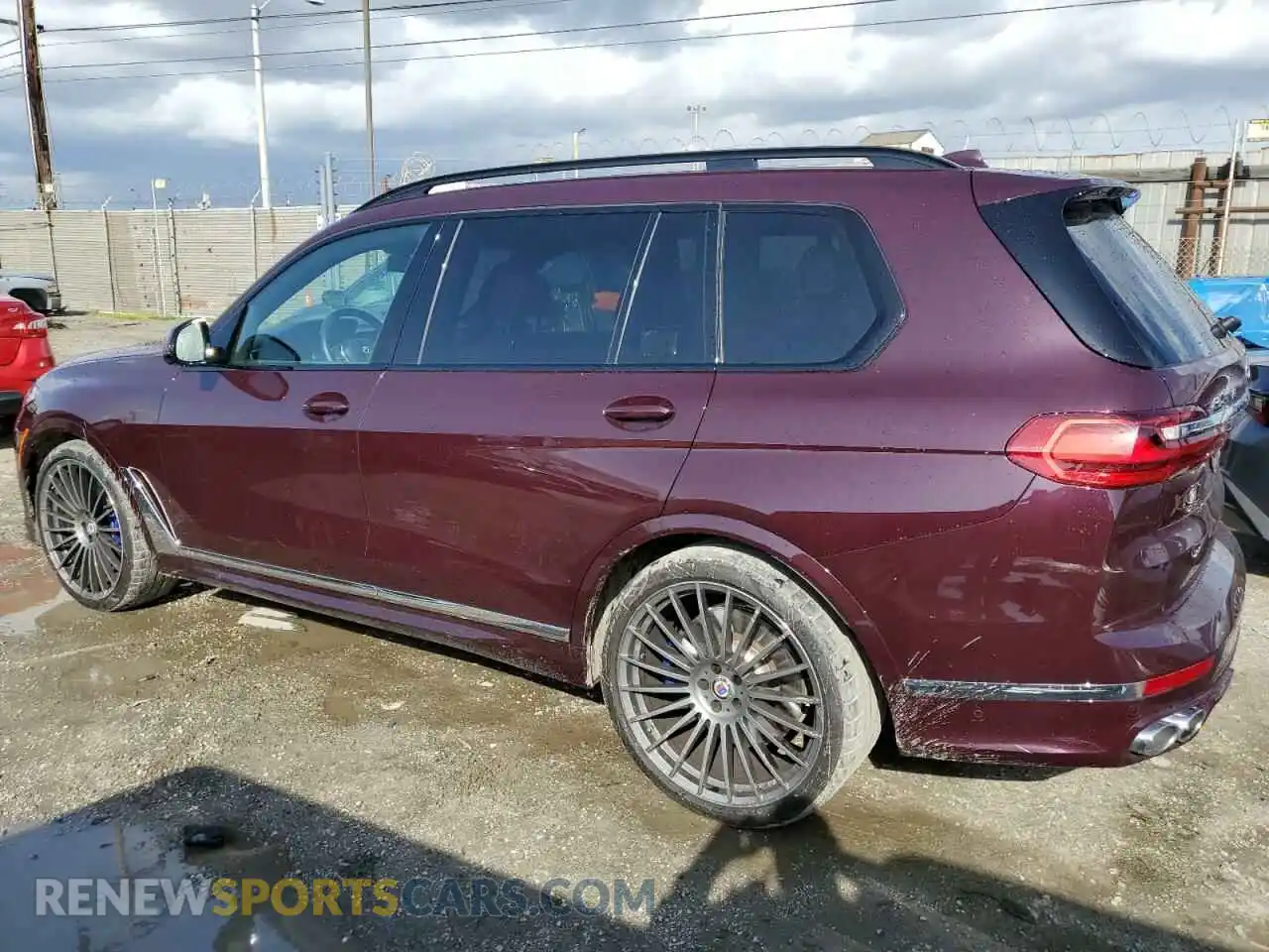 2 Photograph of a damaged car 5UXCX6C14N9K25149 BMW X7 2022