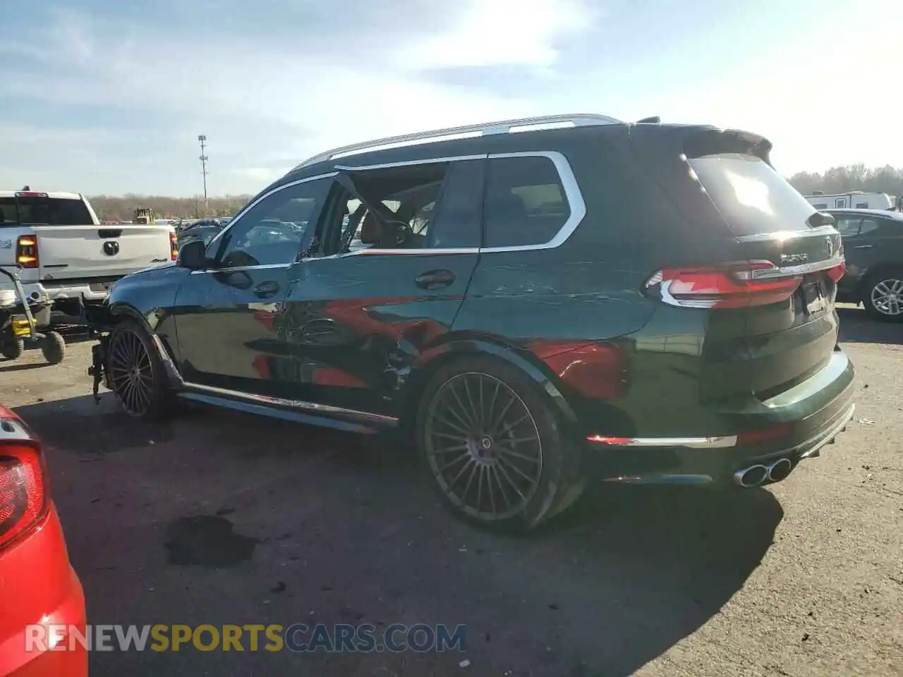 2 Photograph of a damaged car 5UXCX6C14N9M42846 BMW X7 2022
