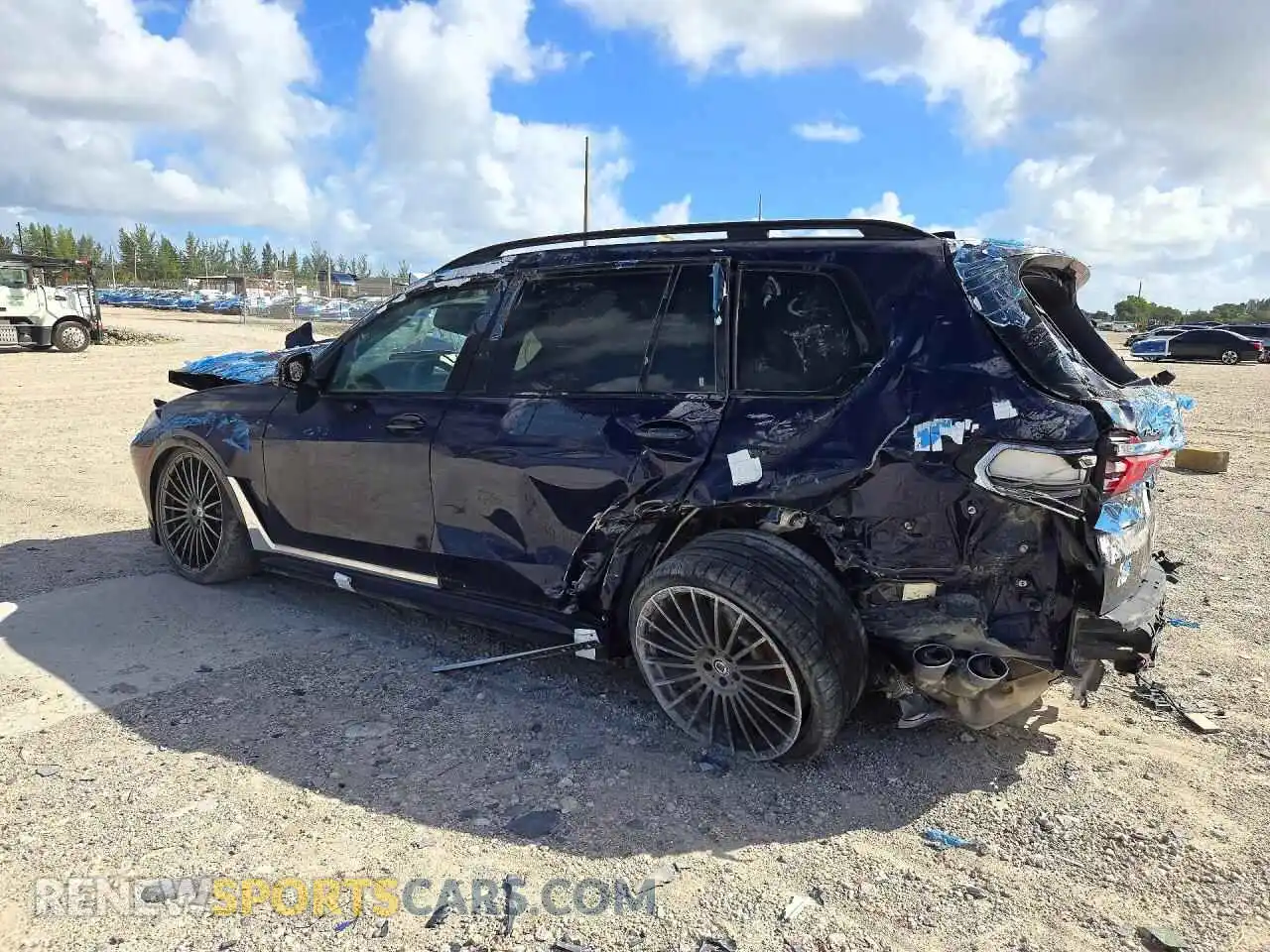 2 Фотография поврежденного автомобиля 5UXCX6C19N9K25793 BMW X7 2022