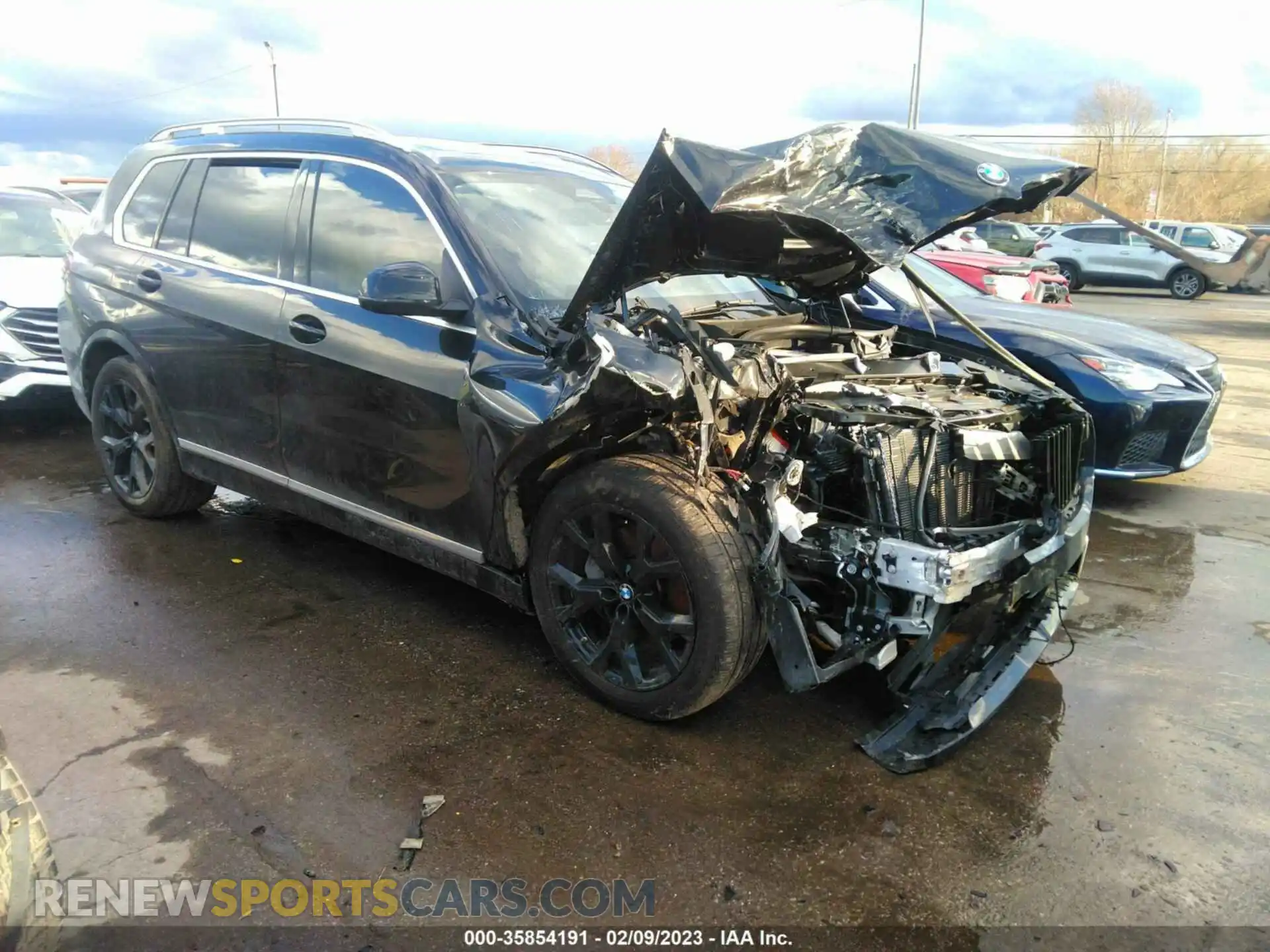 1 Фотография поврежденного автомобиля 5UX23EM00P9P33550 BMW X7 2023