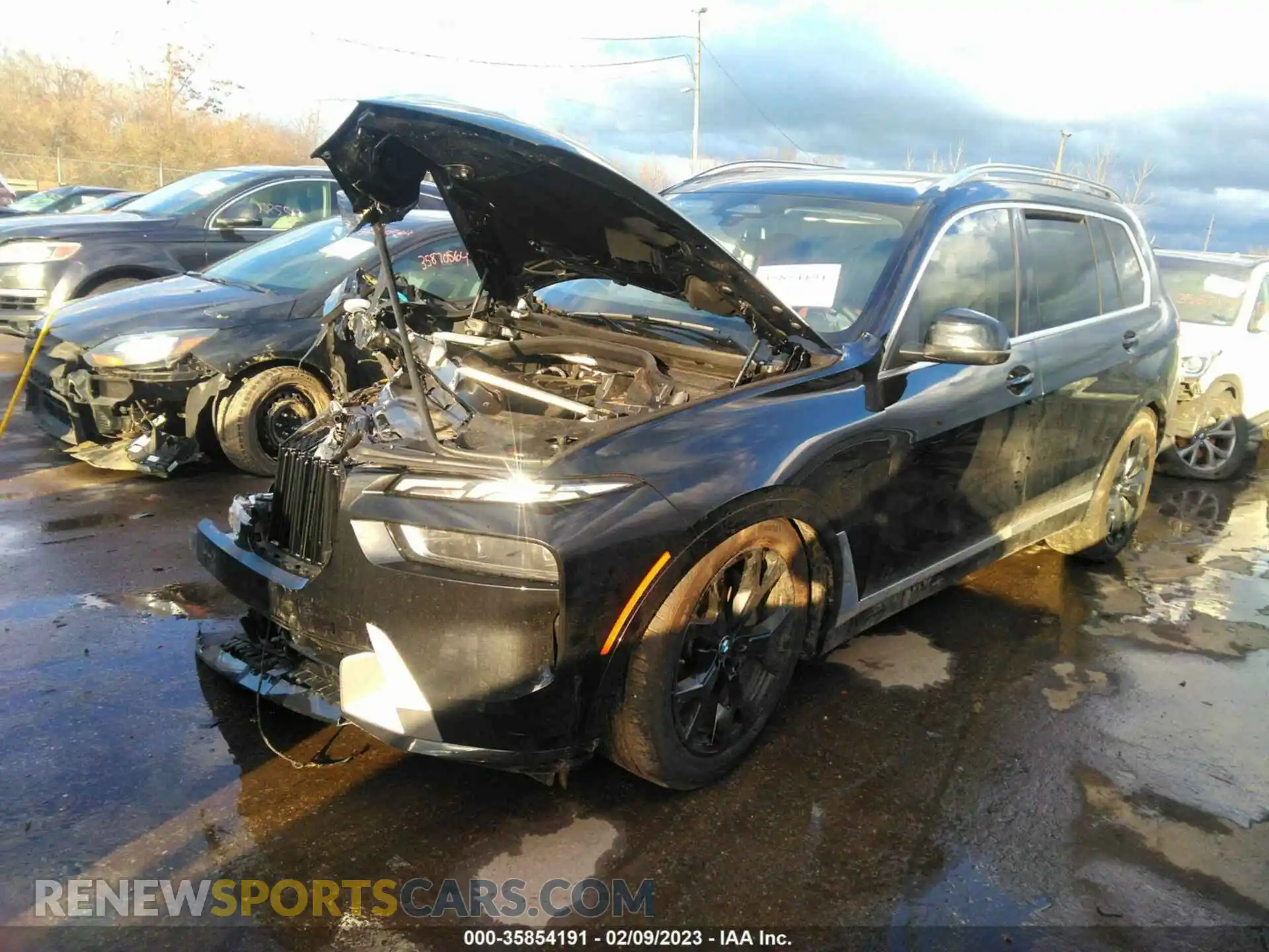 2 Фотография поврежденного автомобиля 5UX23EM00P9P33550 BMW X7 2023