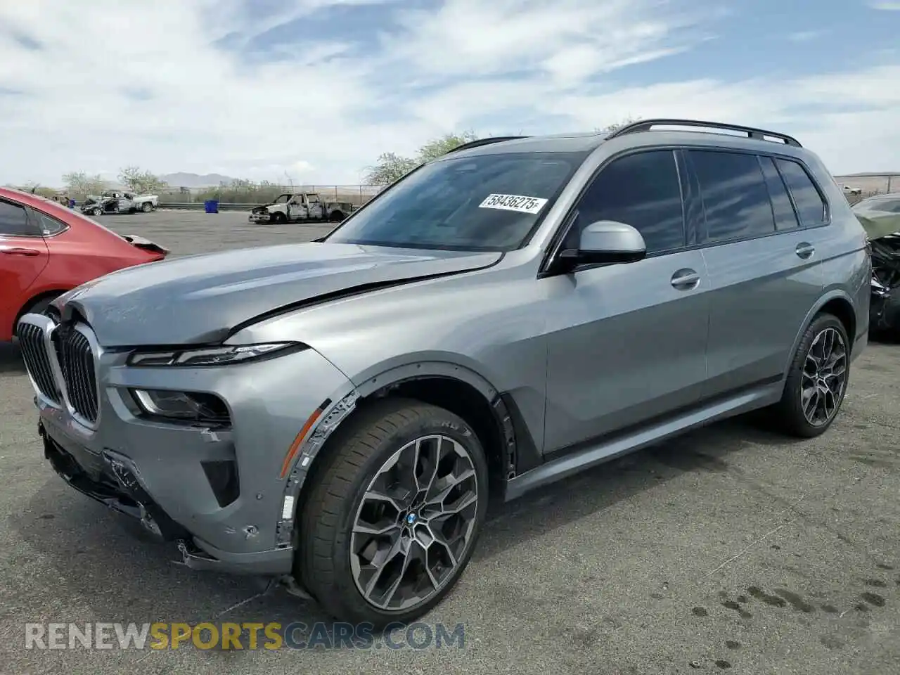 1 Photograph of a damaged car 5UX23EM00P9R47213 BMW X7 2023