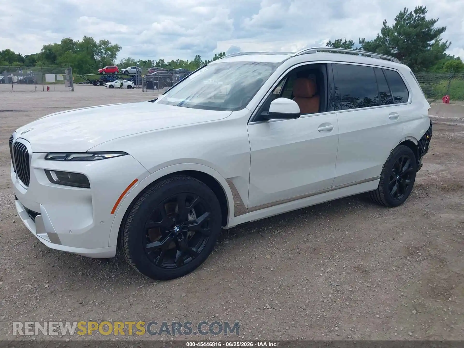 2 Фотография поврежденного автомобиля 5UX23EM01P9R06766 BMW X7 2023
