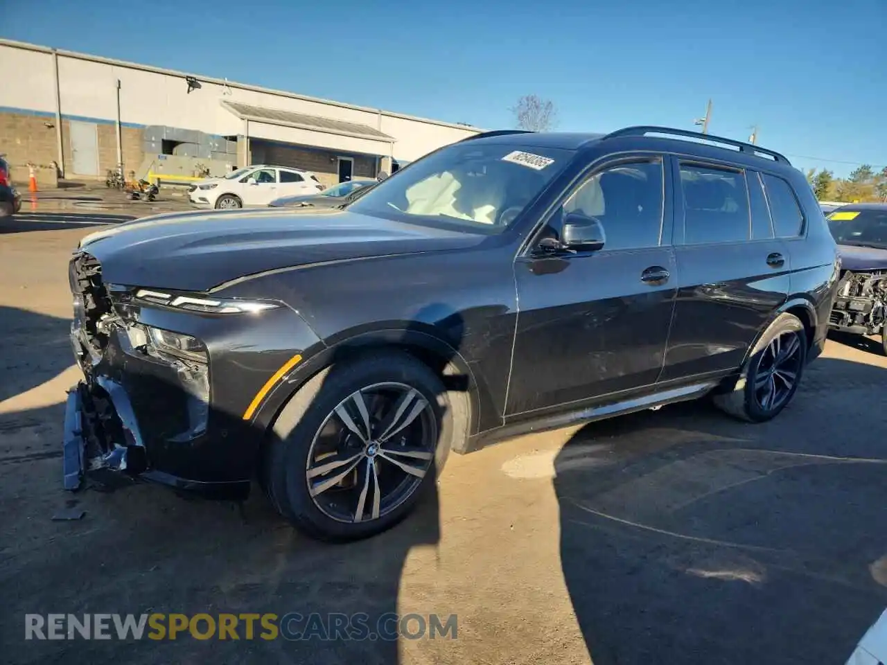 1 Photograph of a damaged car 5UX23EM04P9P25905 BMW X7 2023