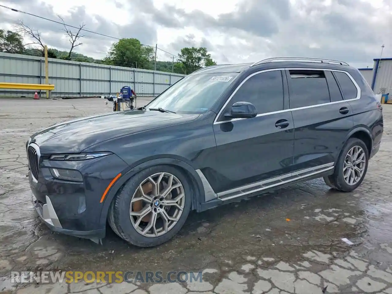 1 fotografías del automóvil dañado 5UX23EM04P9R56089 BMW X7 2023