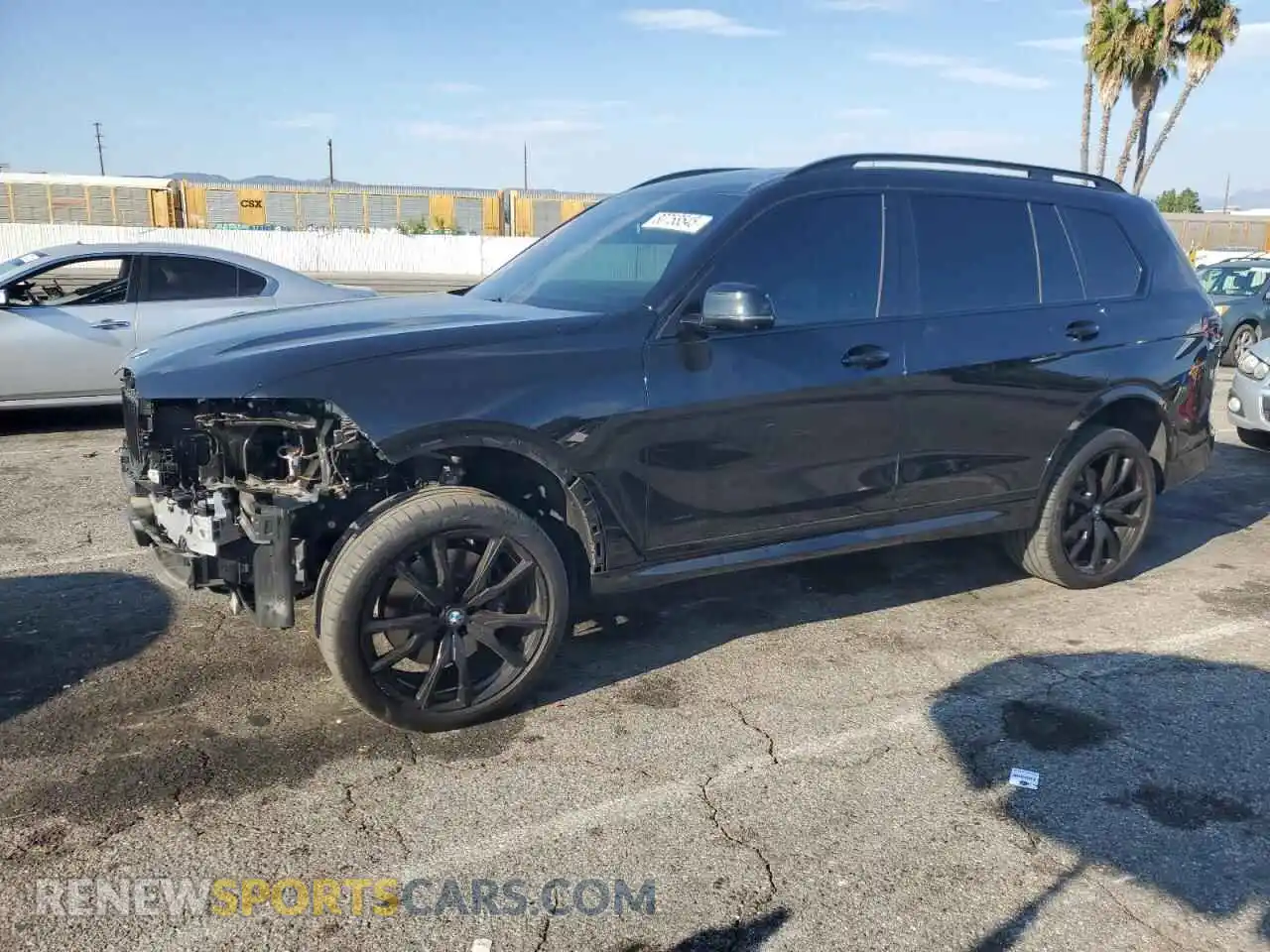 1 Photograph of a damaged car 5UX23EM05P9R34957 BMW X7 2023