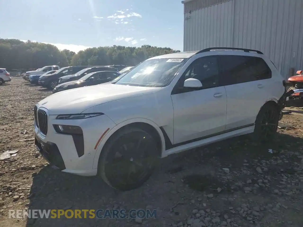 1 Photograph of a damaged car 5UX23EM07P9P66304 BMW X7 2023