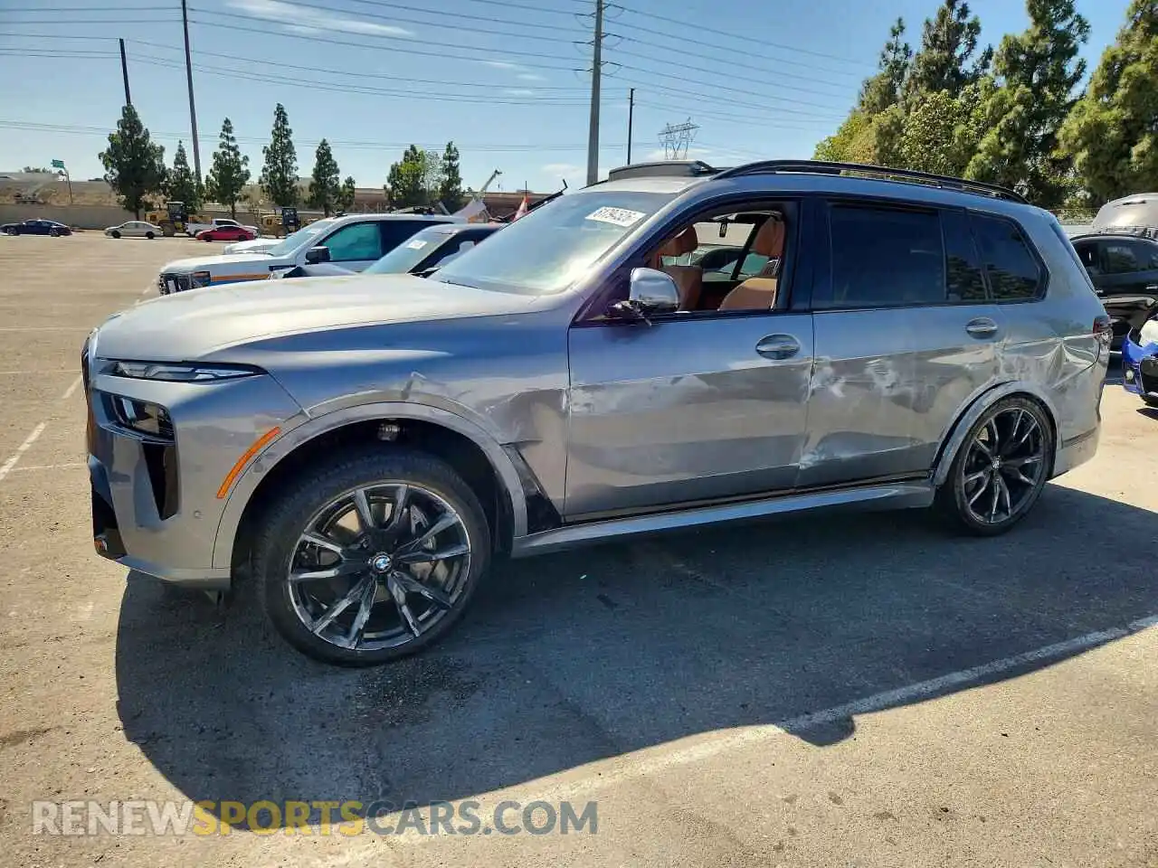 1 fotografías del automóvil dañado 5UX23EM09P9P27066 BMW X7 2023