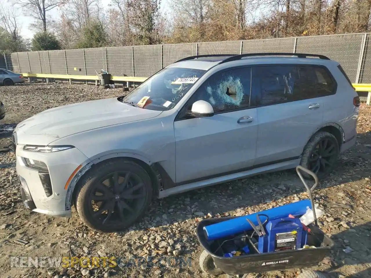 1 Фотография поврежденного автомобиля 5UX23EM09P9R10452 BMW X7 2023
