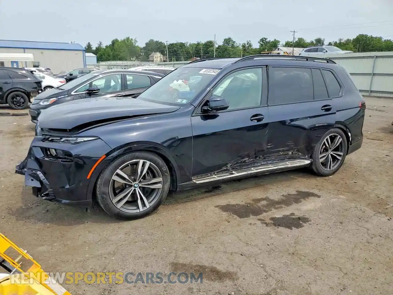 1 Фотография поврежденного автомобиля 5UX23EM00R9S12315 BMW X7 2024
