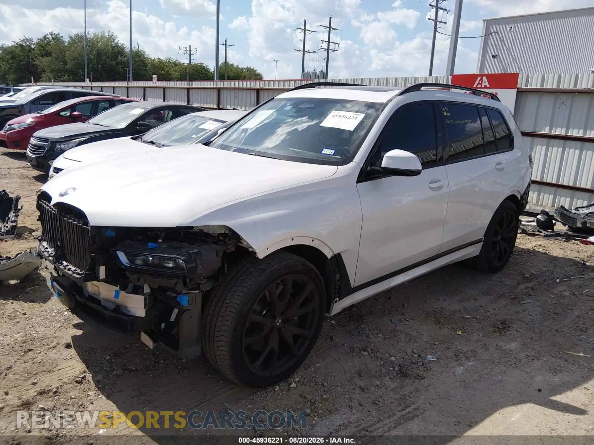 2 Фотография поврежденного автомобиля 5UX23EM00R9U87490 BMW X7 2024