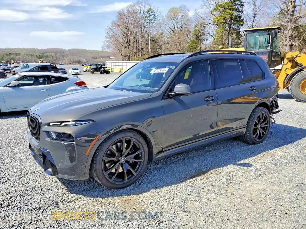 1 Photograph of a damaged car 5UX23EM01R9U39738 BMW X7 2024