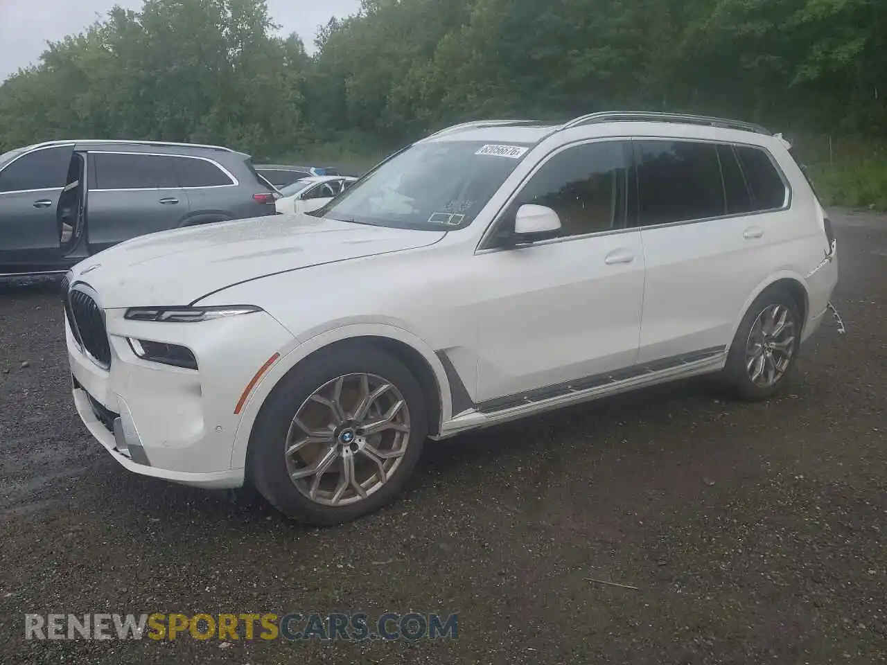1 Фотография поврежденного автомобиля 5UX23EM02R9S54386 BMW X7 2024