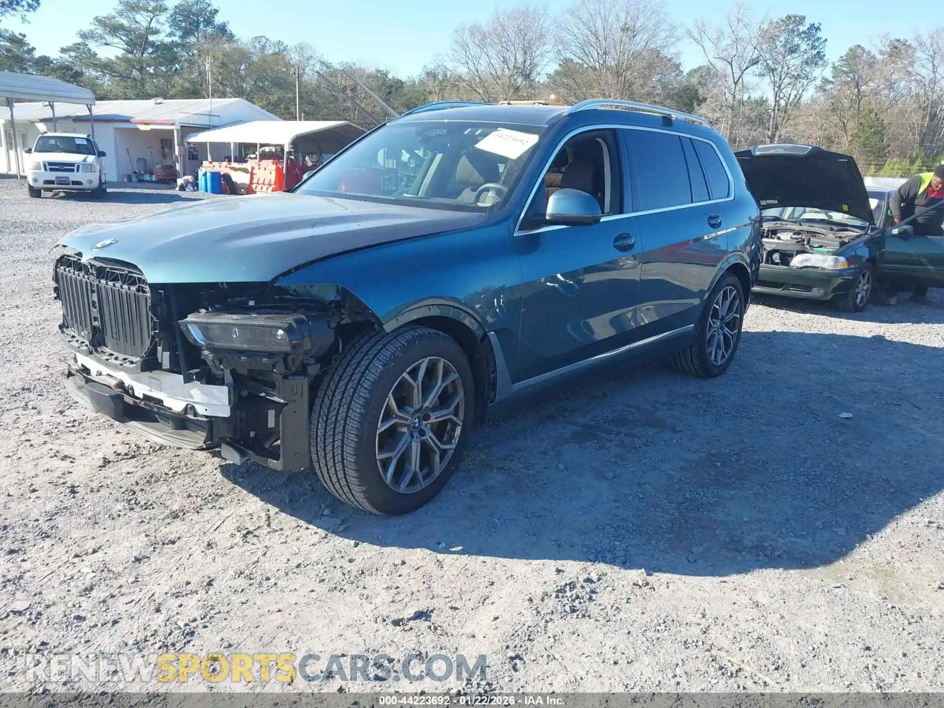 2 Photograph of a damaged car 5UX23EM02R9T70526 BMW X7 2024
