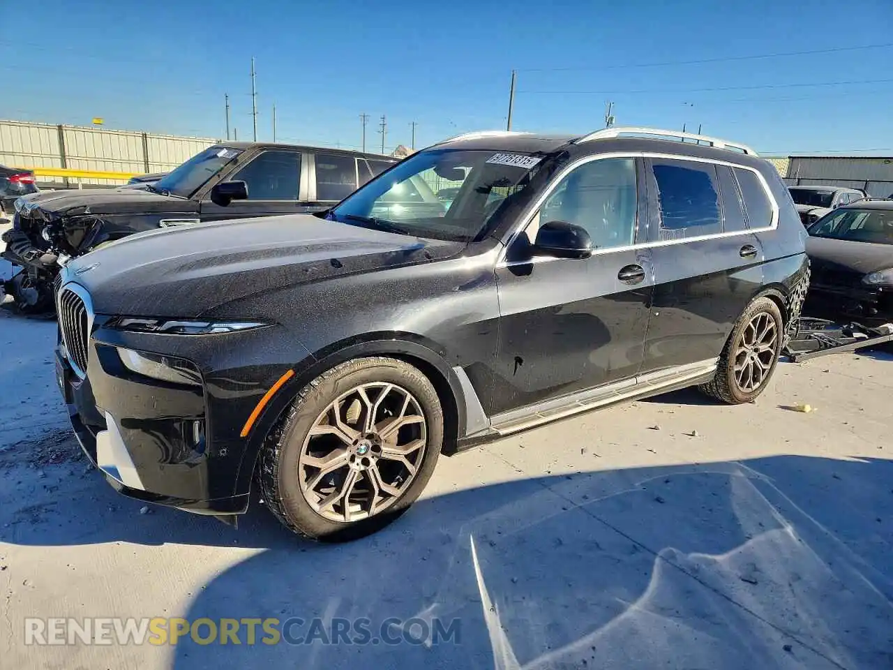 1 Photograph of a damaged car 5UX23EM02R9V84254 BMW X7 2024