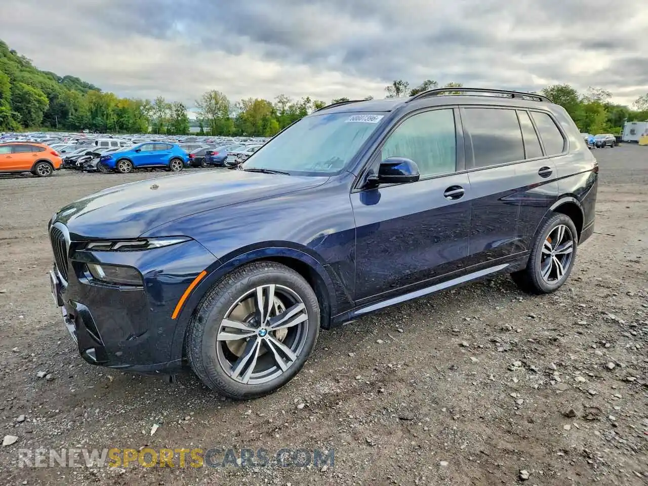 1 Photograph of a damaged car 5UX23EM03R9U66181 BMW X7 2024