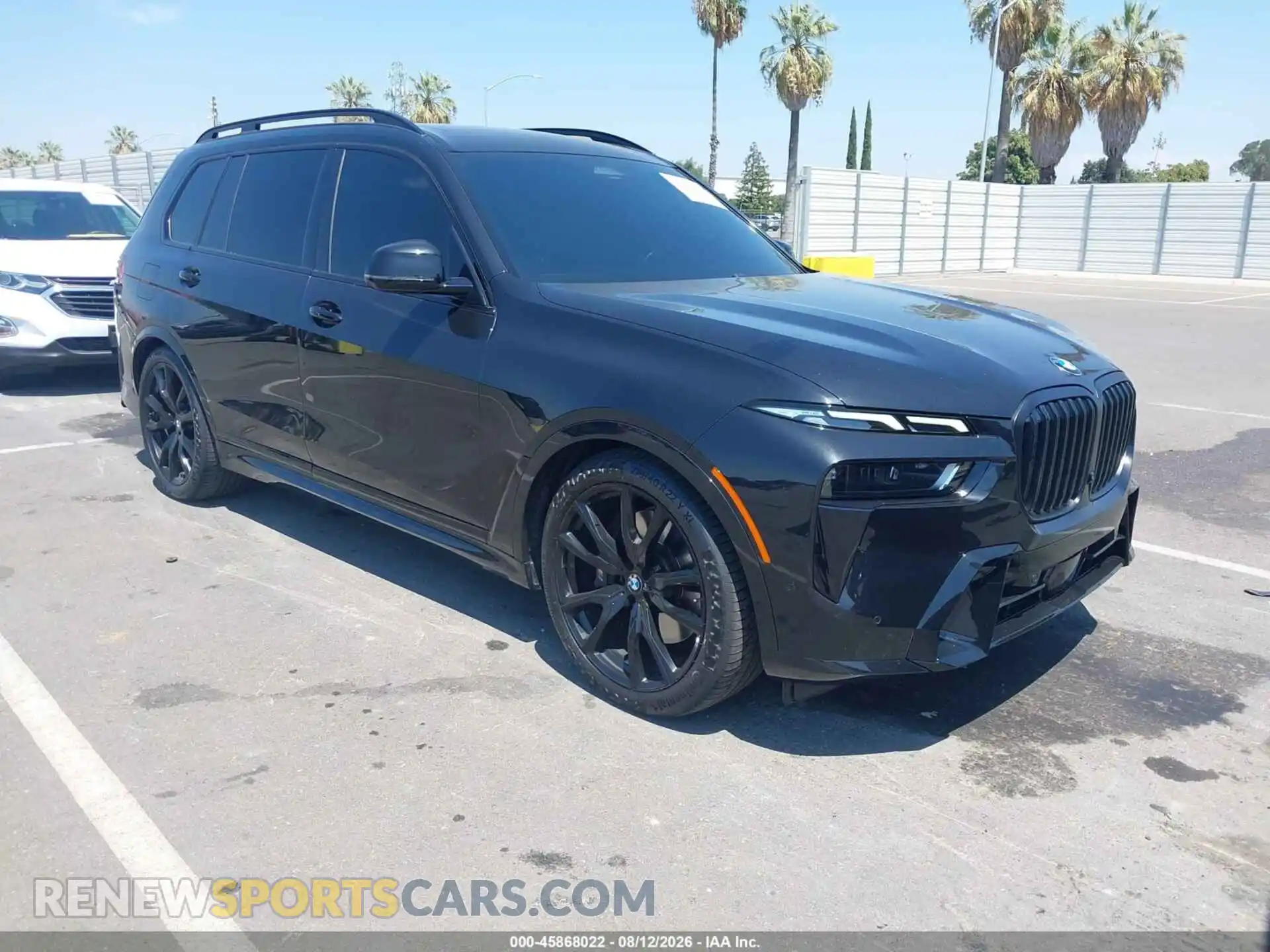 1 Фотография поврежденного автомобиля 5UX23EM05R9U47888 BMW X7 2024