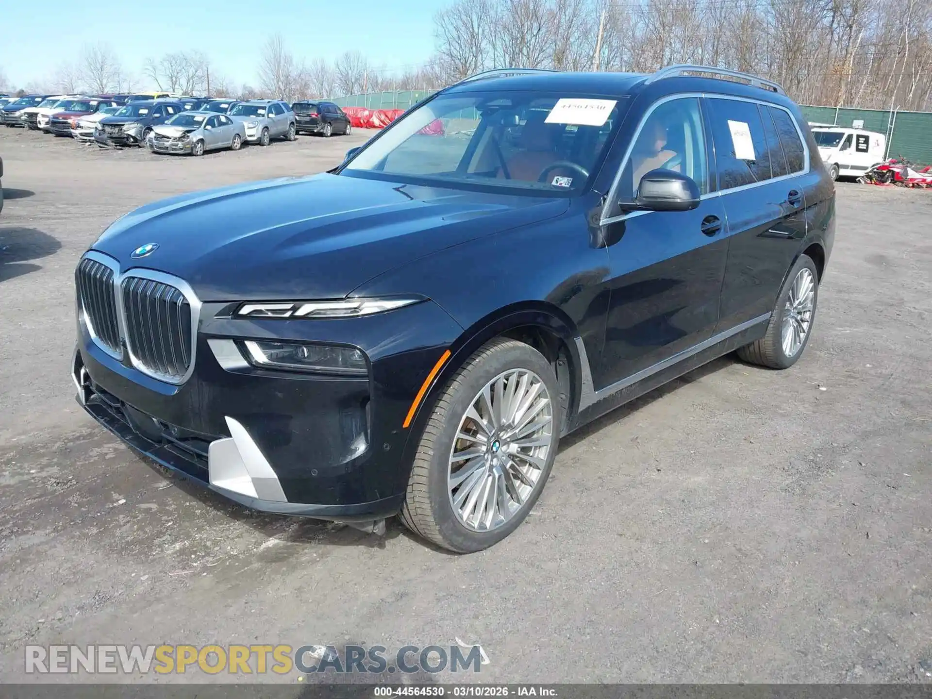 2 Photograph of a damaged car 5UX23EM06R9T68486 BMW X7 2024