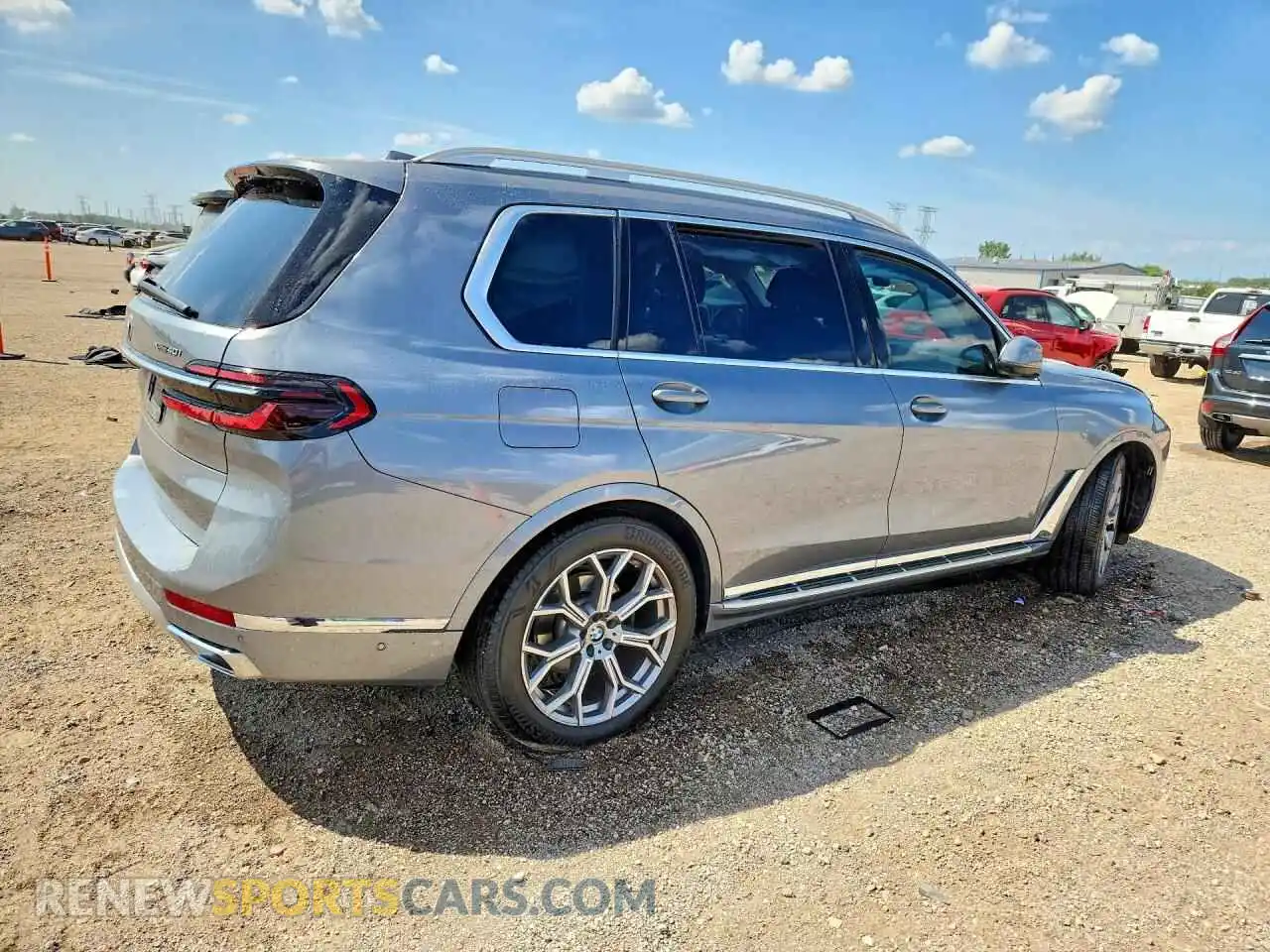 3 Photograph of a damaged car 5UX23EM06R9T89497 BMW X7 2024