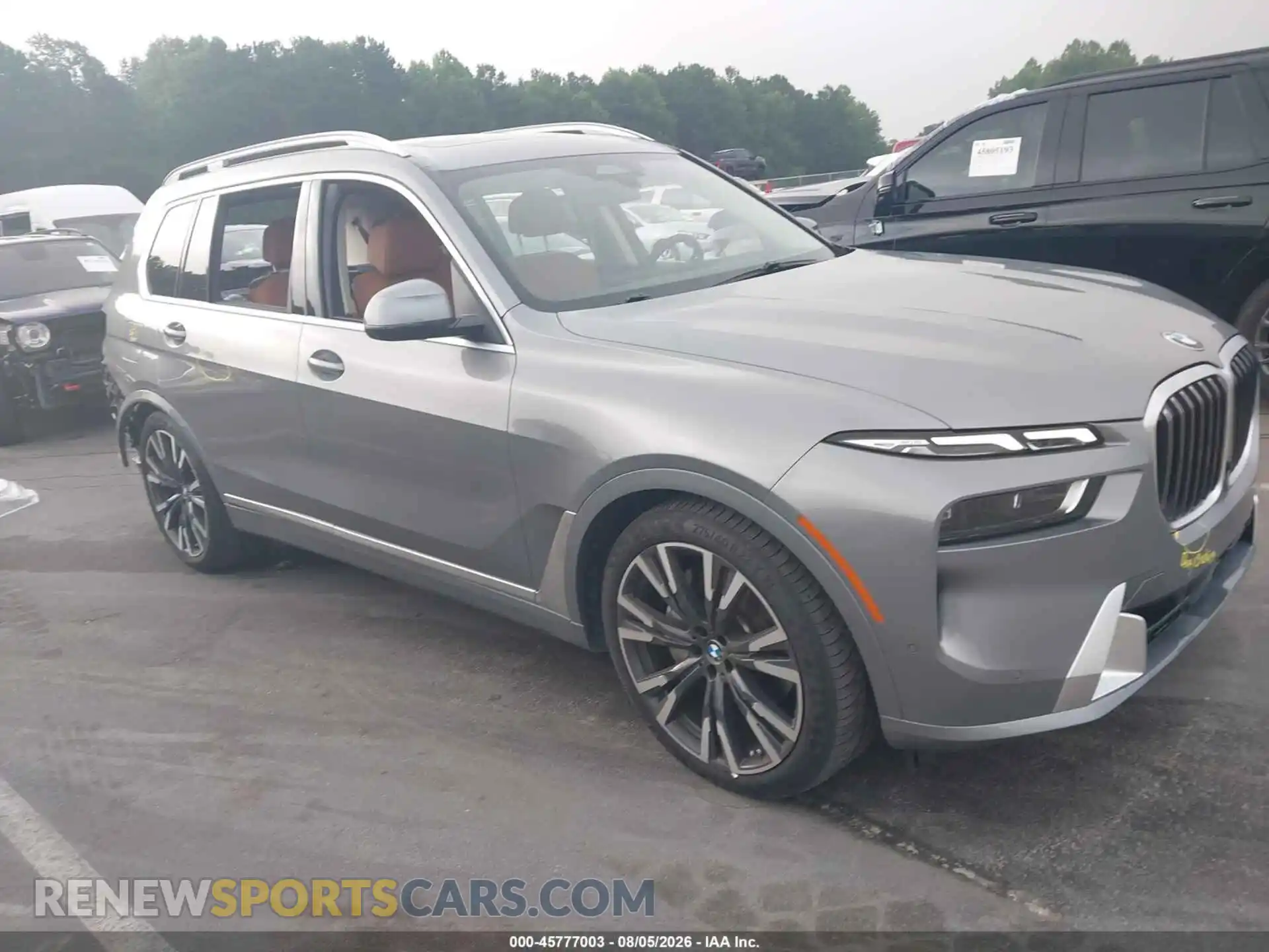 1 Фотография поврежденного автомобиля 5UX23EM06R9U66157 BMW X7 2024