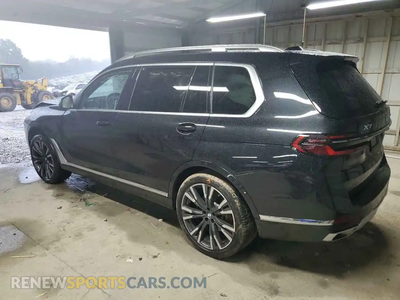 2 Фотография поврежденного автомобиля 5UX23EM08R9T74273 BMW X7 2024