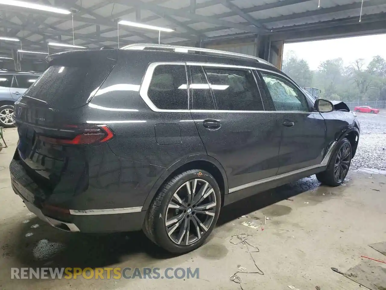 3 Фотография поврежденного автомобиля 5UX23EM08R9T74273 BMW X7 2024