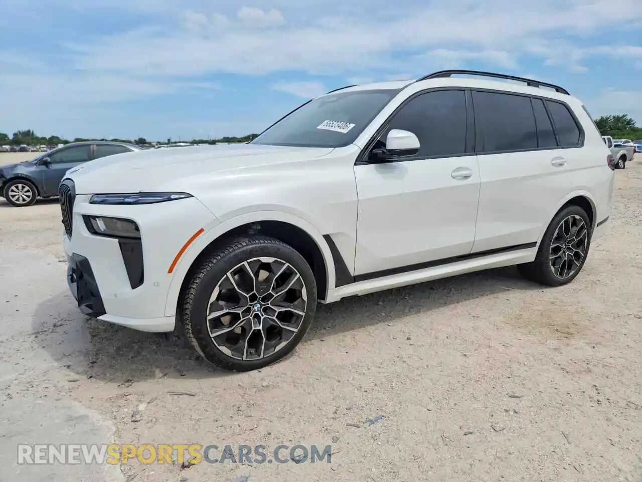1 Фотография поврежденного автомобиля 5UX23EM08R9W19296 BMW X7 2024