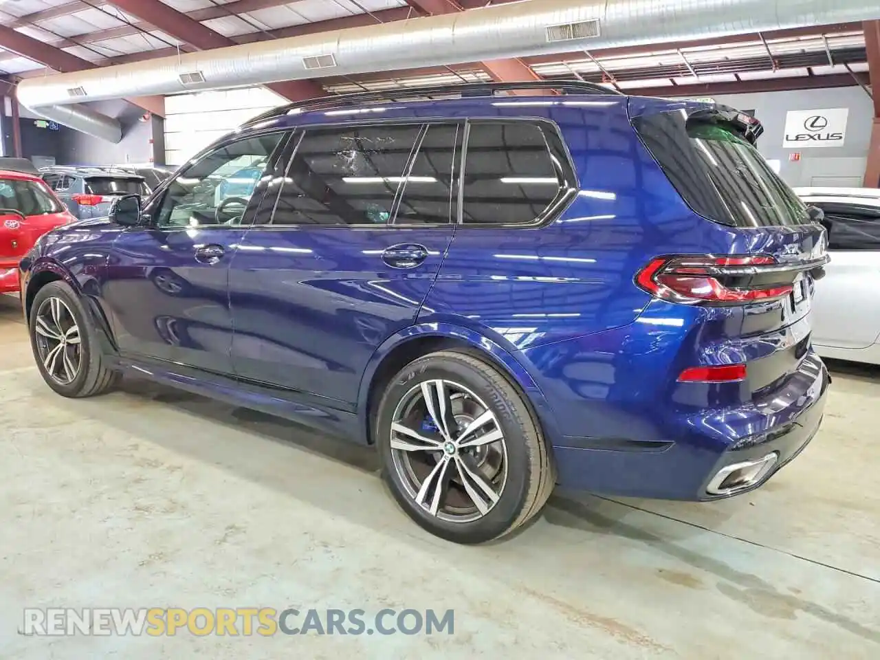 2 Photograph of a damaged car 5UX23EM09R9S34474 BMW X7 2024