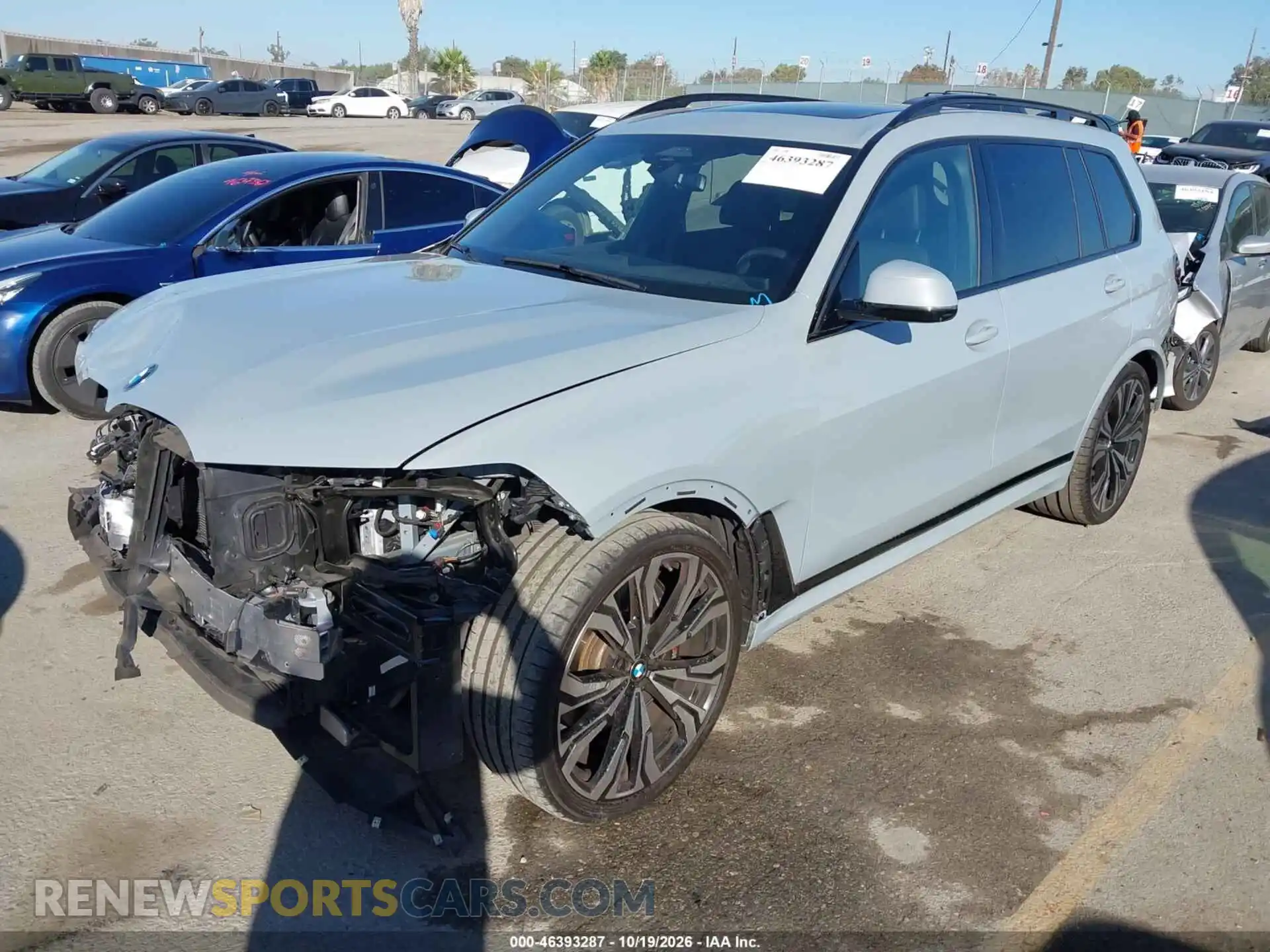2 fotografías del automóvil dañado 5UX23EM09R9T12557 BMW X7 2024