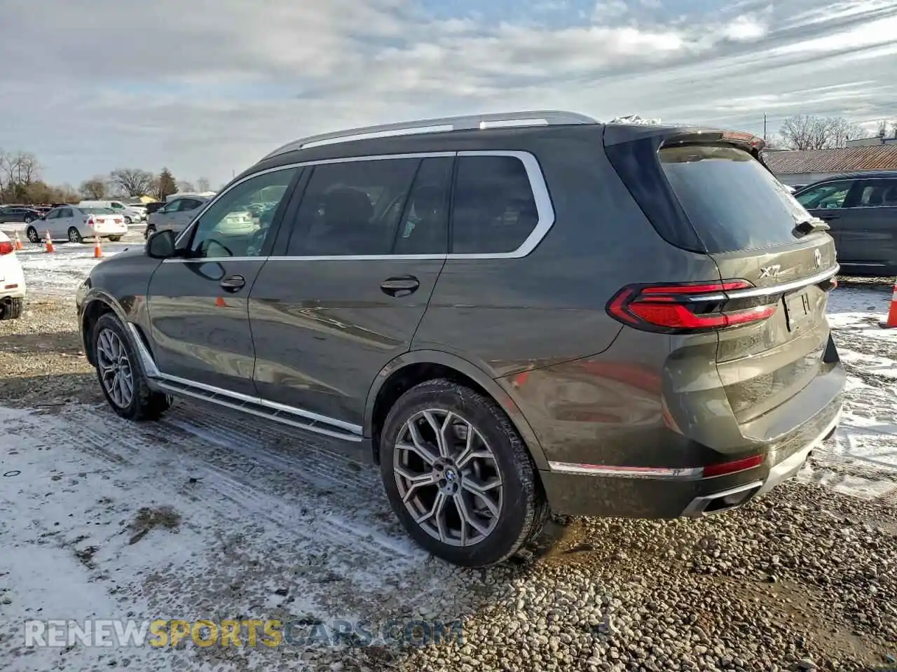 2 Photograph of a damaged car 5UX23EM09R9T49222 BMW X7 2024