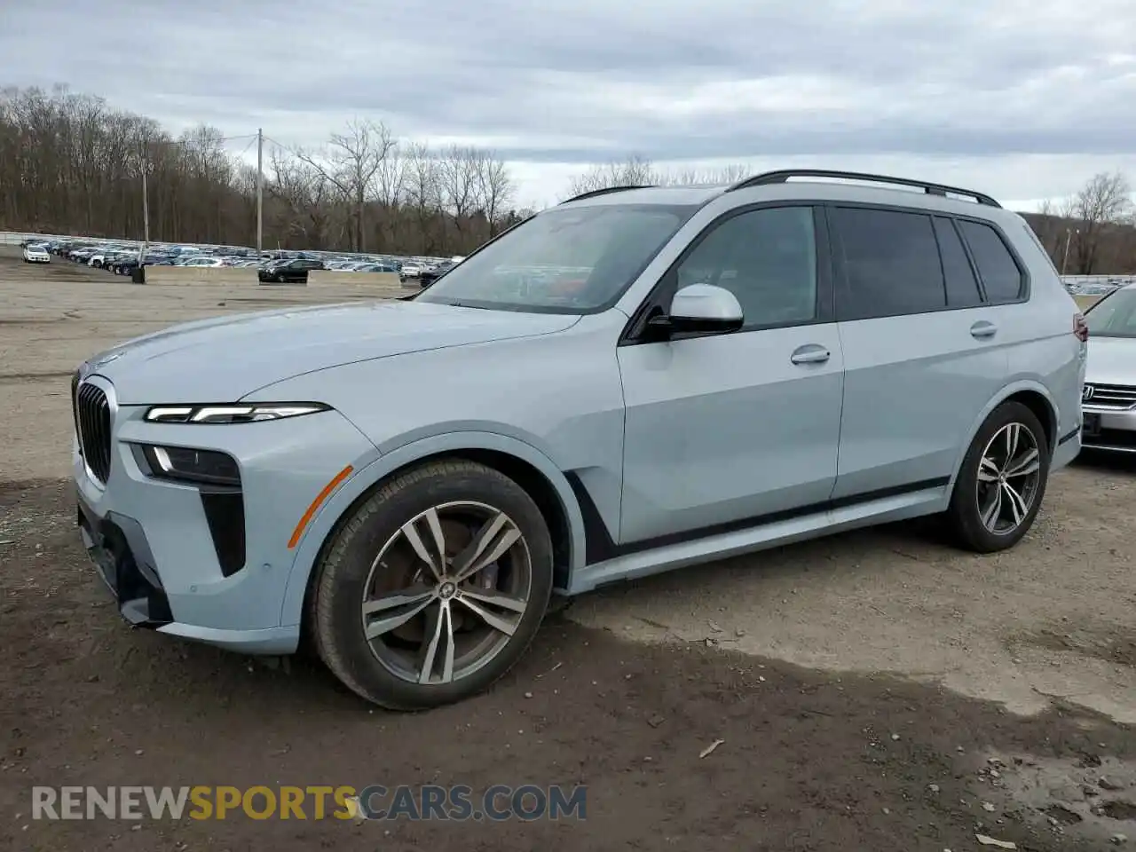 1 Photograph of a damaged car 5UX23EM09R9T84830 BMW X7 2024