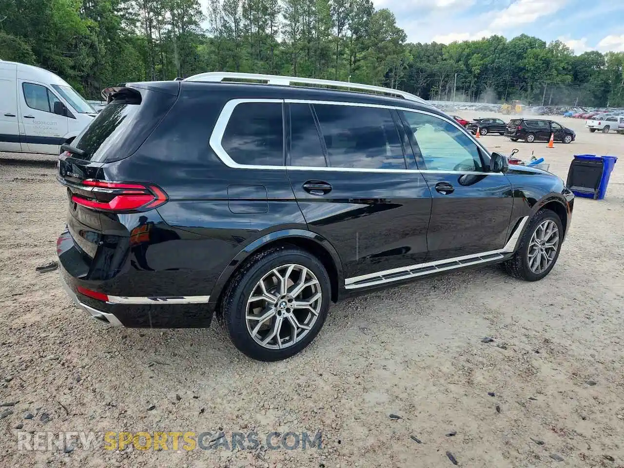 3 fotografías del automóvil dañado 5UX23EM09R9U24274 BMW X7 2024