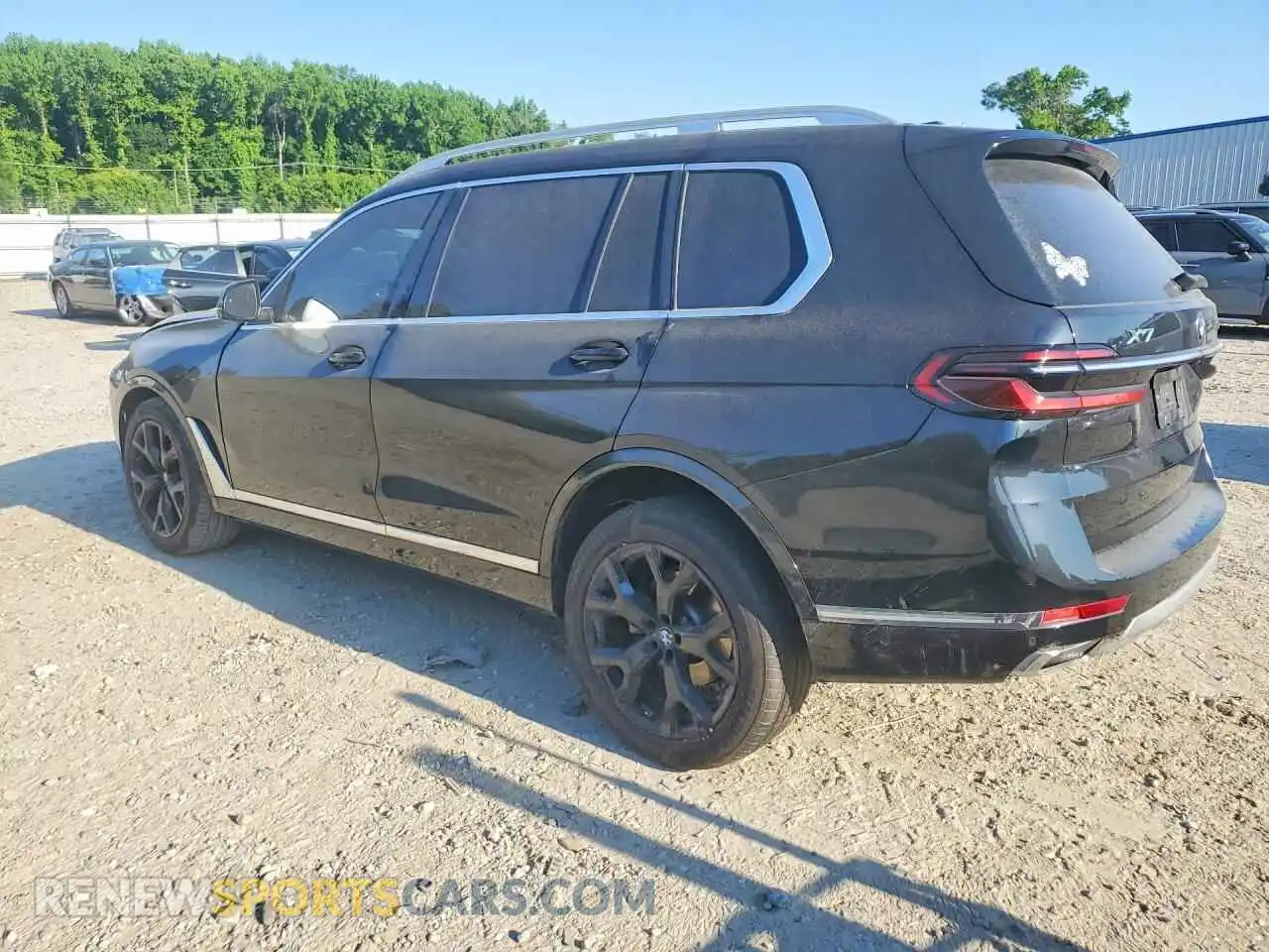 2 Photograph of a damaged car 5UX23EM09R9V13245 BMW X7 2024