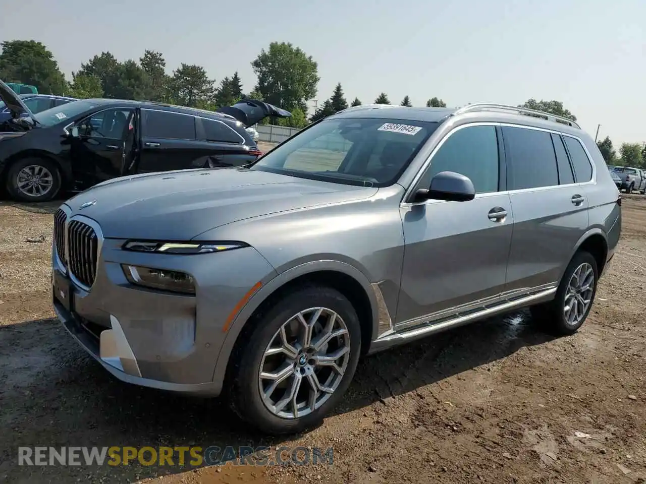 1 Фотография поврежденного автомобиля 5UX23EM09R9V53793 BMW X7 2024