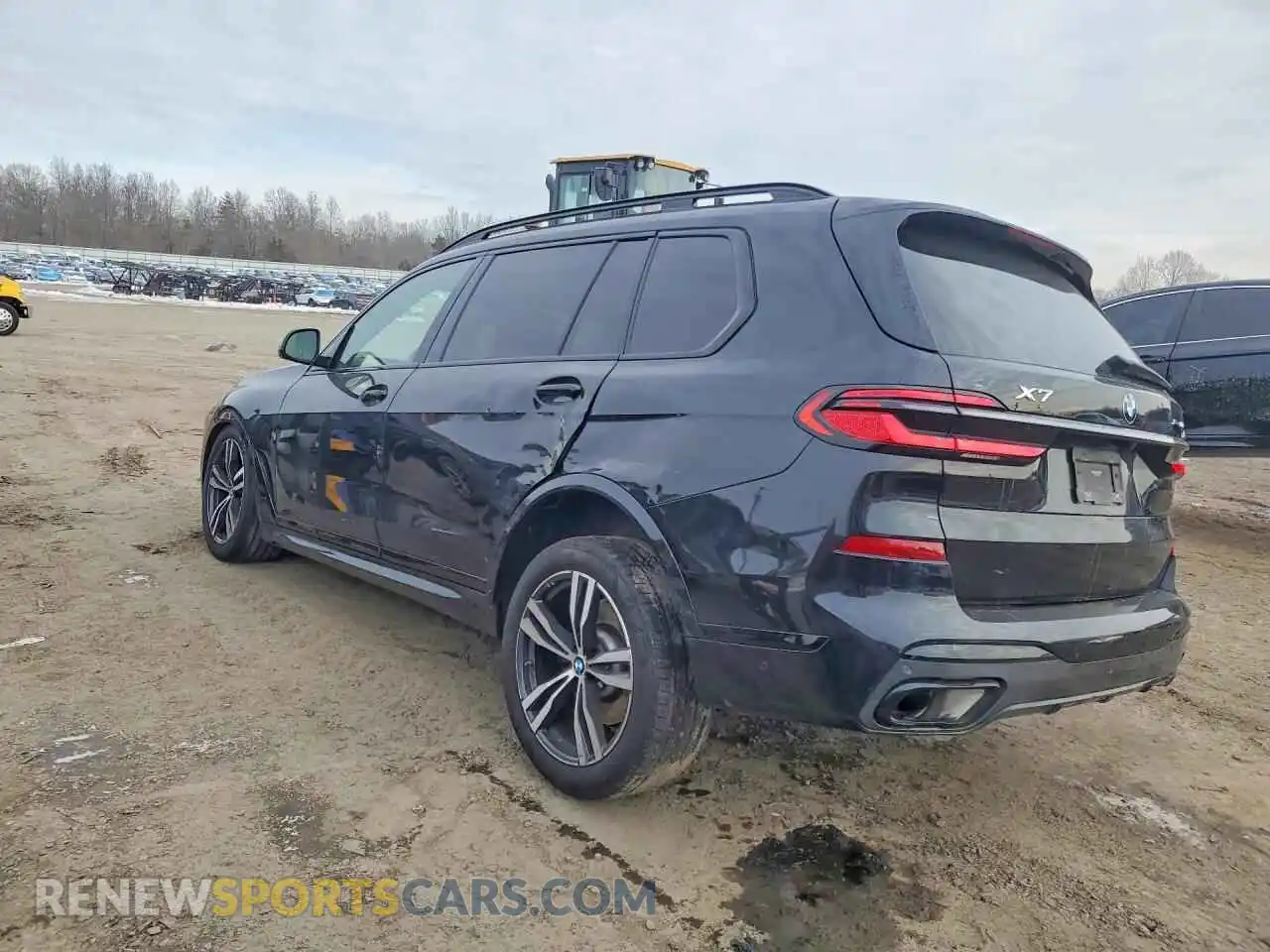2 Фотография поврежденного автомобиля 5UX23EM0XR9S48108 BMW X7 2024