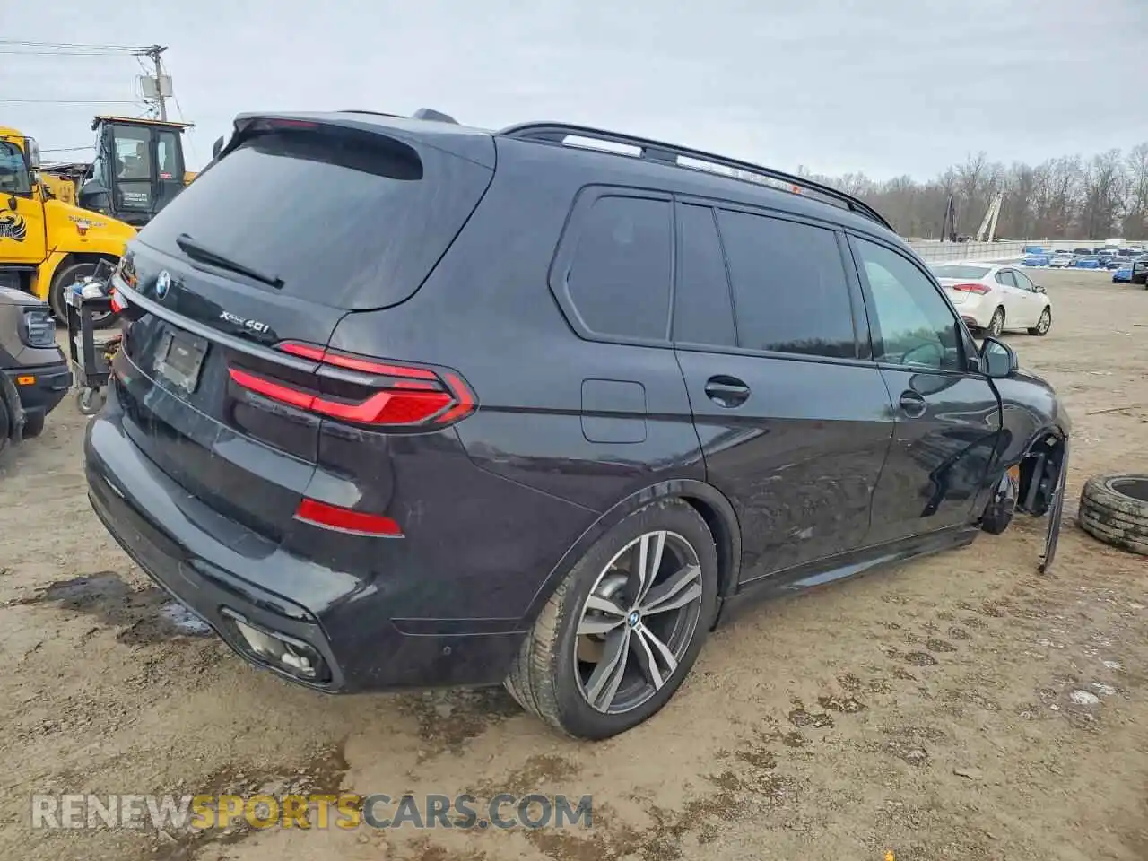 3 Фотография поврежденного автомобиля 5UX23EM0XR9S48108 BMW X7 2024