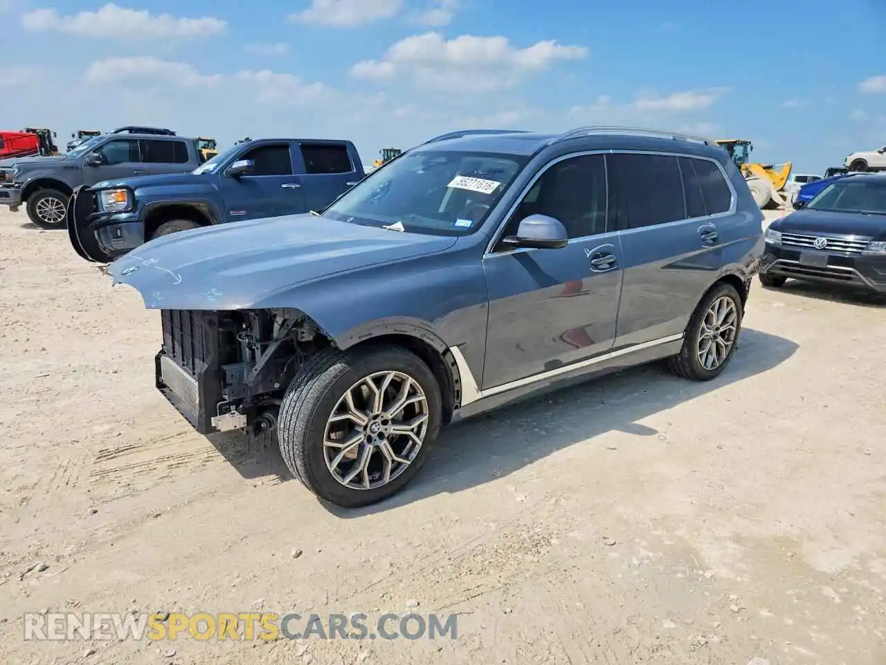 1 Фотография поврежденного автомобиля 5UX23EM0XR9S99737 BMW X7 2024