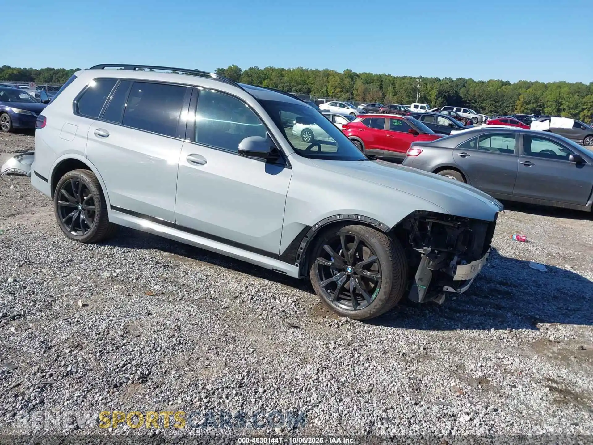 1 Photograph of a damaged car 5UX23EM0XR9U35381 BMW X7 2024